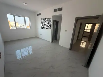 فرصة سكنية استثنائية للإيجار السنوي في إمارة عجمان وتحديداً في منطقة المويهات 3 الراقية،غرفتين وصالة وثلاثة حمامات