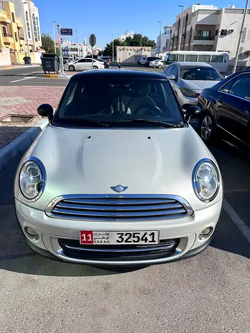 2013 MINI COOPER photo 1