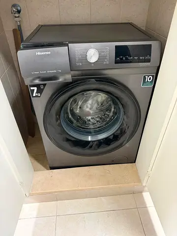 Hisense 7kg Front Load Washing Machine - Good Working Condition