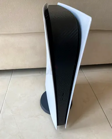 PlayStation 5 Digital Edition UAE Version With 1 Controller