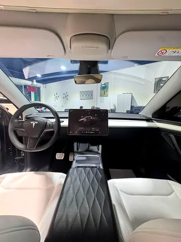 2023 Tesla MODEL Y — фото 9