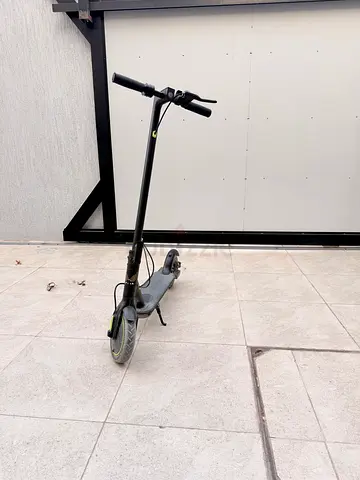 VLRA Electric Scooter with screen and mobile app