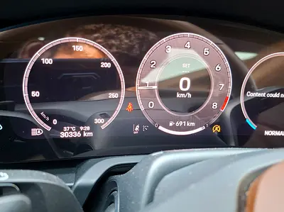 2025 Porsche 911 — миниатюра 16