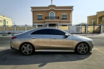 صورة 4 لـ 2021 Mercedes-BENZ CLA
