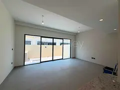 Brand-New 4BR Townhouse at DAMAC Lagoons– Entrance Location