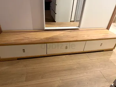 Tv cabinet