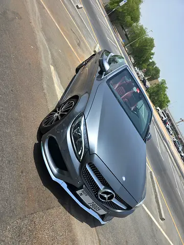 2017 Mercedes-BENZ C-CLASS 缩略图 13