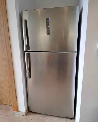 Samsung Big Capacity Refrigerator 810letters Like New