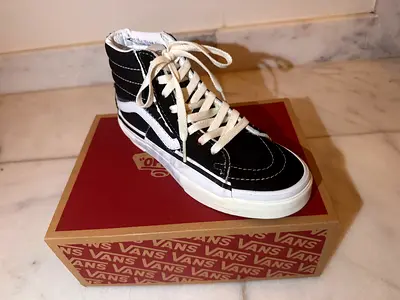 Vans Sk8- Hi Reconstruct in black and true white, size EUR 34.5, Not used