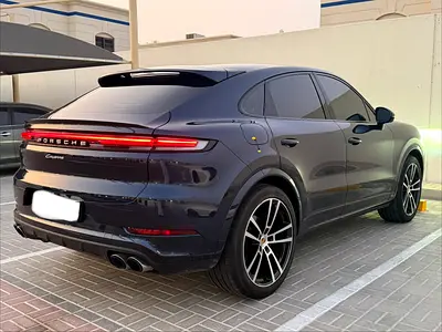 2024 Porsche CAYENNE photo 5
