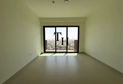 VILLA VIEW | QUITE | NEW BUILDING | VACANT