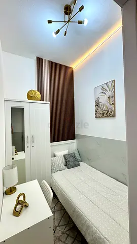 BRAND NEW! LADIES ONLY! SINGLE PARTITION NEAR MALL OF EMIRATES