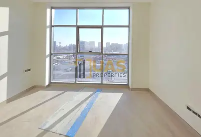 Spacious Unit | Hot Offer | Ready to Move