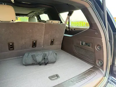 2023 Chevrolet SUBURBAN 缩略图 10