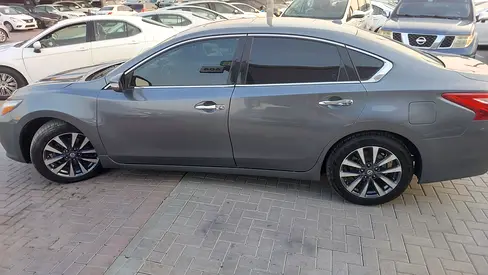 2017 Nissan ALTIMA — фото 12