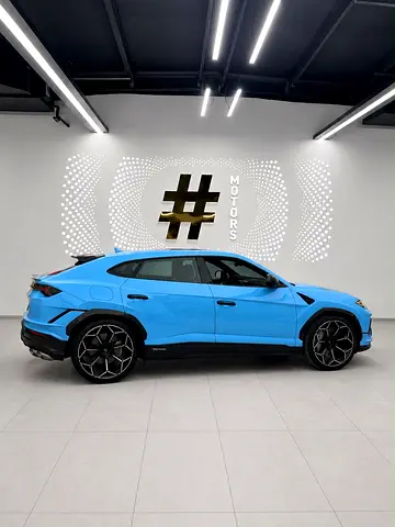 2024 Lamborghini URUS — фото 3