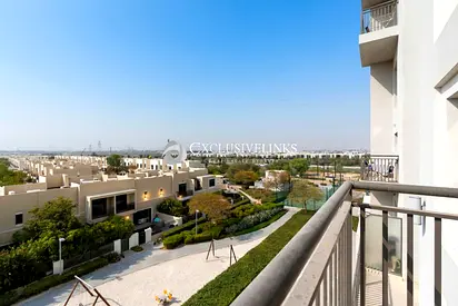 Vacant | Low Floor | Pool View