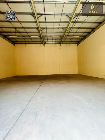 Warehouse for Rent in Umm Al Quwain | 2,875 Sq. Ft.