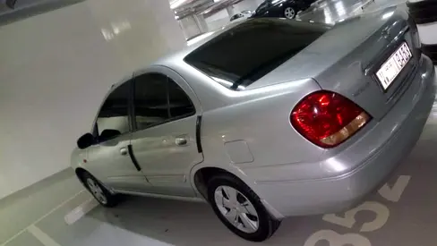 2005 Nissan SUNNY photo 3