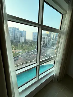 Room available for rent (Corniche Abu Dhabi)