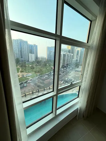 Room available for rent (Corniche Abu Dhabi)