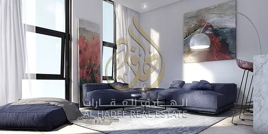 شقة غرفة وصالة للإيجار السنوي في الجادة الشارقة بإطلالة على الحديقة ومسبح خاص وجيم وموقف سيارة ومطبخ مجهز بالأجهزة وثلاجة وغسالة وطباخ وخزائن بالحائط