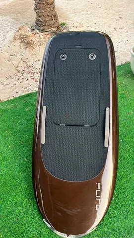 Flit Efoil surfing