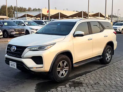2022 Toyota FORTUNER 照片 4