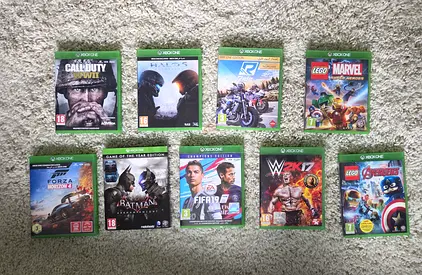 Lot of 9 Xbox One Games - FIFA19, Forza 4, Halo 5, Batman arkham knight, Call of Duty + more