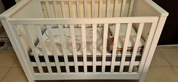 Baby cot