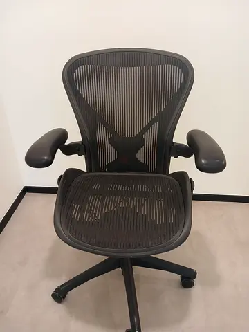 Herman Miller Aeron classic chair type B and C for sale ultimate comfort