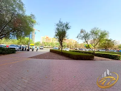 Shell & Core Shop | O-04 Persia Cluster | Street-Facing Unit