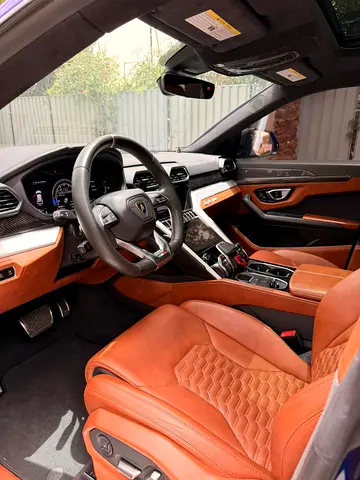2021 Lamborghini URUS — миниатюра 12
