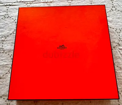 Set of 2 presentation plates « soleil dHermes » brand new in its original box