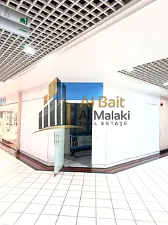Retail space for rent in a mall that includes a hotel, offices, and a residential building, 370 sq f