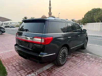 صورة 5 لـ 2021 Lincoln NAVIGATOR