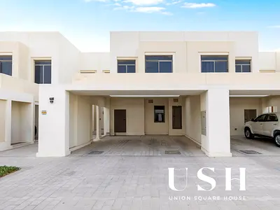 CORNER UNIT | CLOSE TO AMENITIES | MULTIPLE OPTIONS