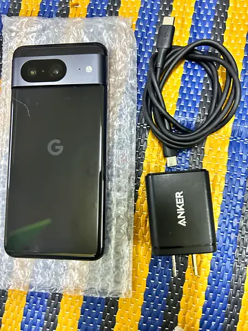 Pixel 8 pin dot