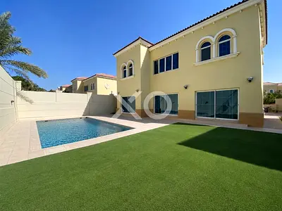 Well Maintained | Private Pool | AMC