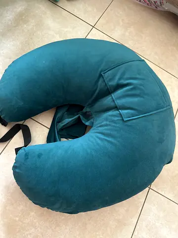 U-shaped Nursing / Feeding Pillow - Teal its new and give away free toys