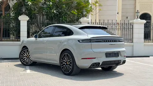 صورة 6 لـ 2024 Porsche CAYENNE