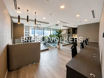 Stunning Interior| Natural Light| Fully Furnished