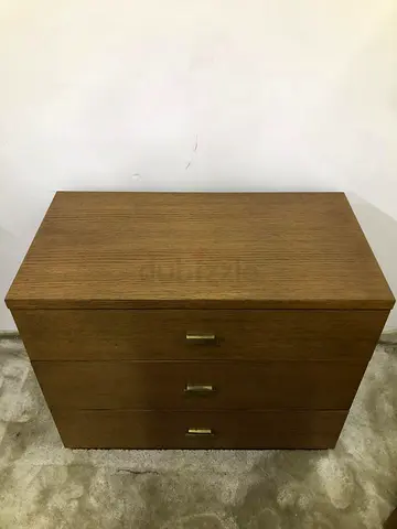 Chest of drawer with two sides tables