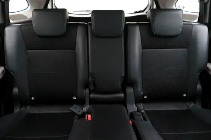 Toyota Veloz GX, миниатюра 15