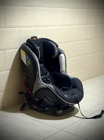 Chicco Nextfit Car seat