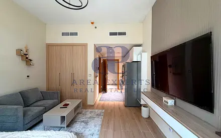 FULLY UPGRADED | COZY INTERIOR | CHILLER-FREE