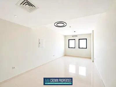 Spacious 2 BHK With 3 Washrooms,Balcony, Close Kitchen