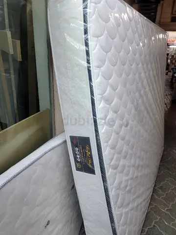 Brand New King Size Mattress Spring Pillowtop Available.