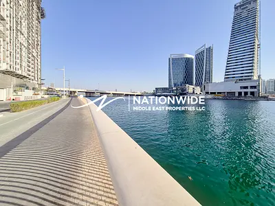 Vacant| Elegant Unit | Furnished | Canal Views