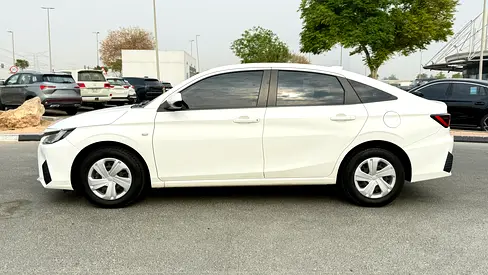Toyata Yaris 2023 Gcc 1.5L first owner EMI (735x60) with Zero Downpayment , excellent condition